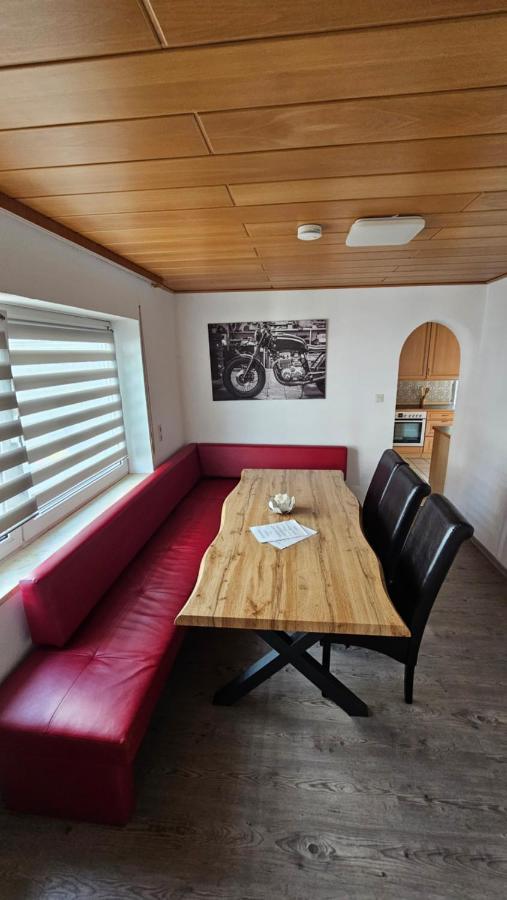 Haus Mitten In Herzen Von ギュンツブルク エクステリア 写真